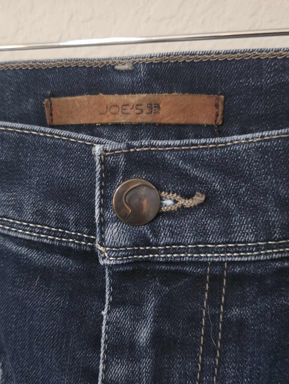 Joe's Jeans Size 31 - Picture 3 of 5